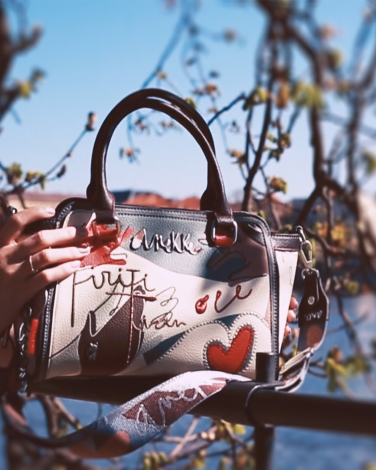 Handbag brand project
