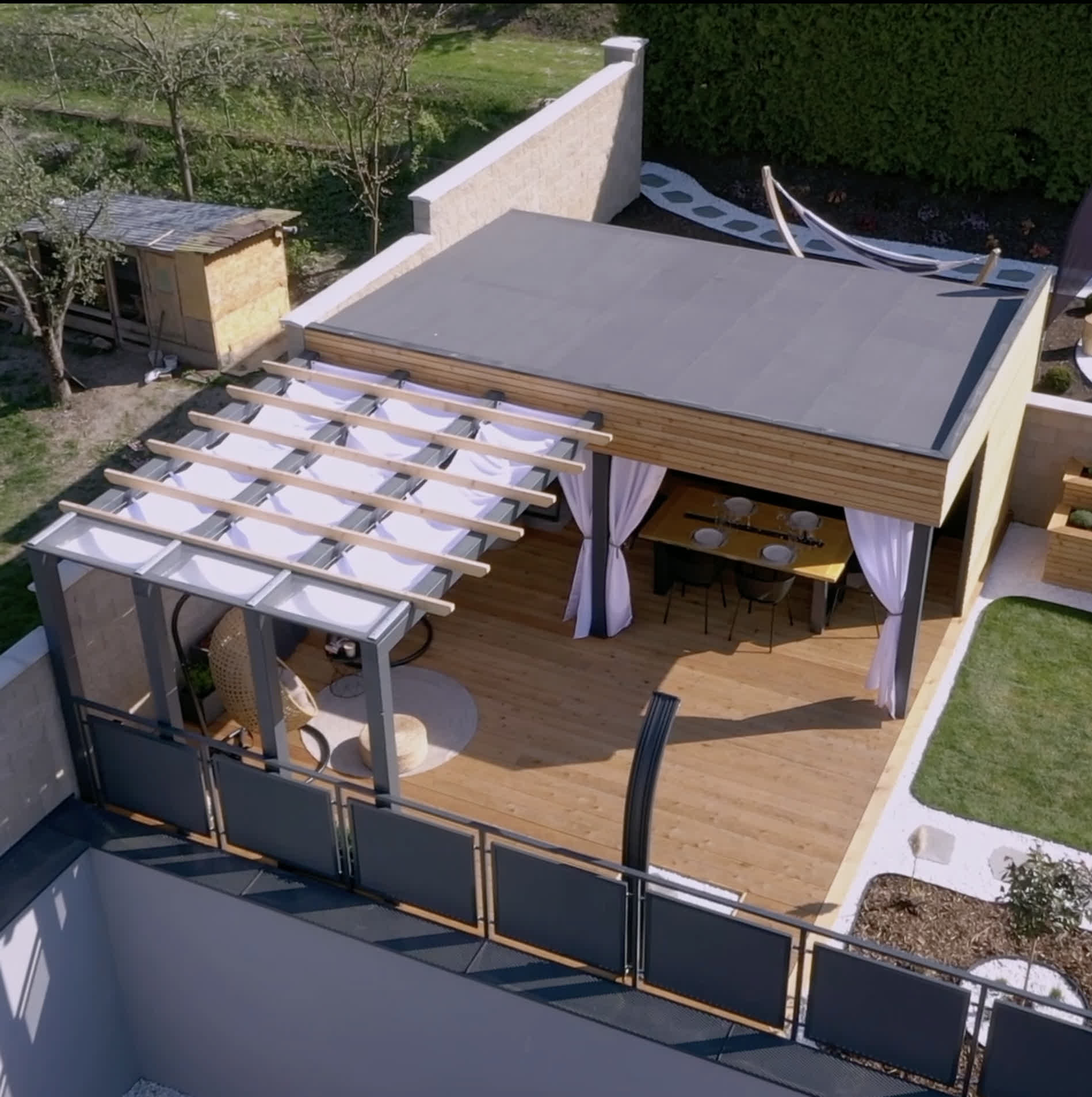Outdoor Elegance project thumbnail